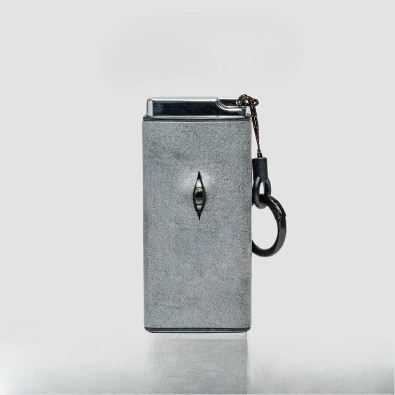 Real cowhide cigarette case, carry-on gift.