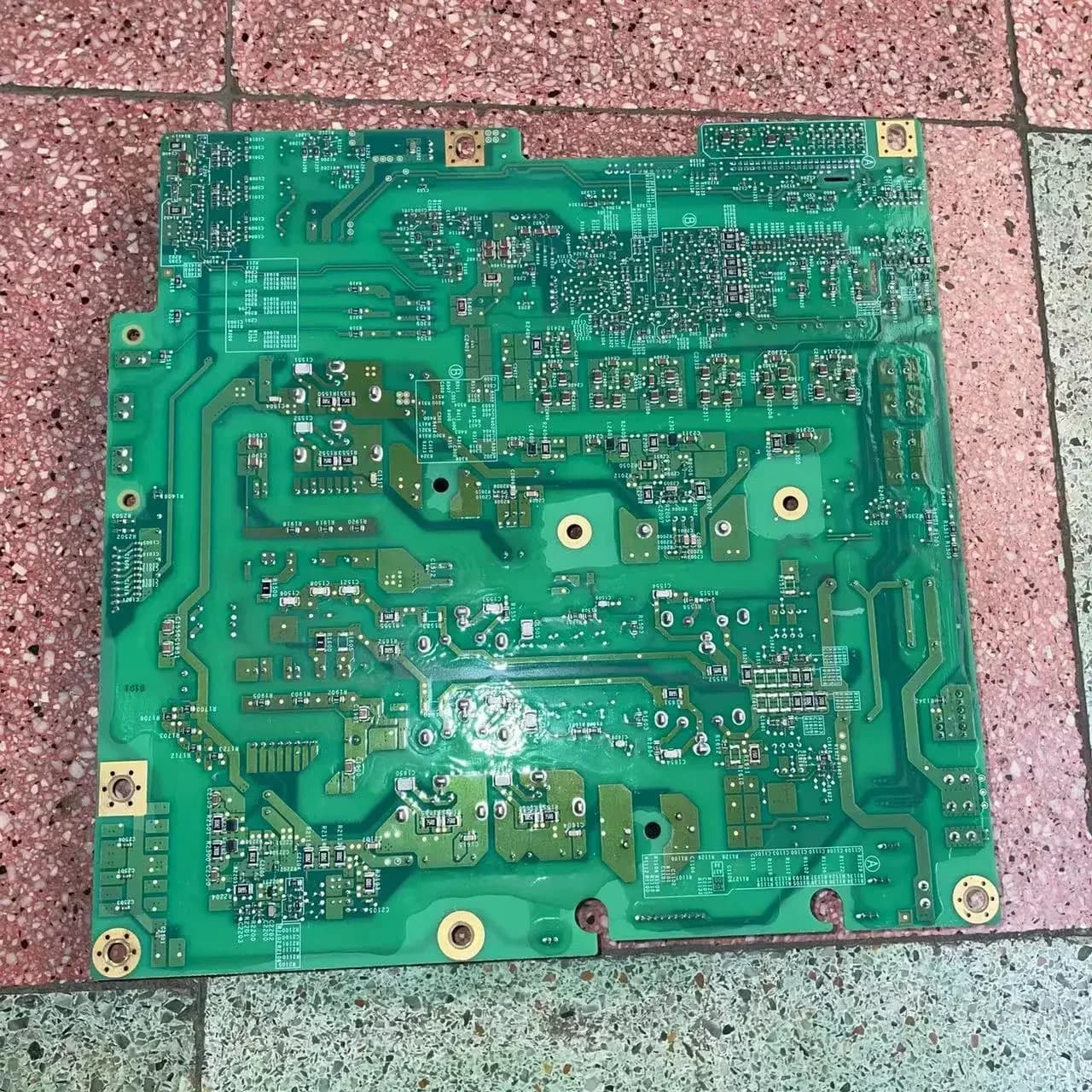 Original Disassembly Machine 90% New NHA50709-01-00 Inverter ATV610-630-930-110-132-160KW Power Board