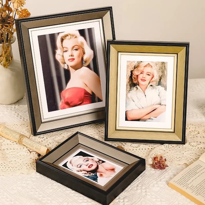 Luxury Picture Frame Stylish Tabletop Photo Frame with Elegant Display for Home Décor, Perfect for Artwork and Memorabilia