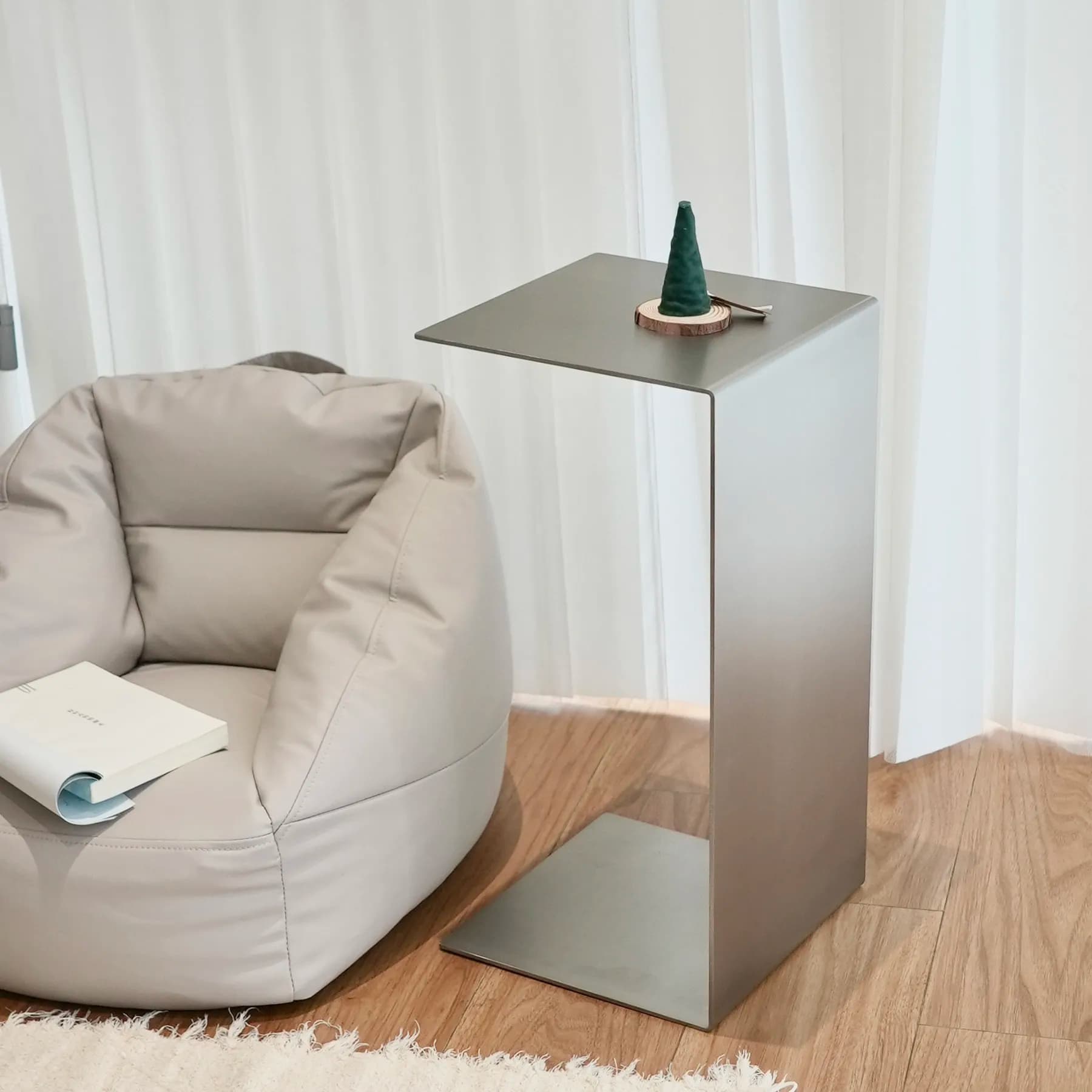 Italian Minimalist Side Table Brushed Stainless Steel End Table Mobile Sofa Accent Tables Modern Luxury Tea Tray for Living Room
