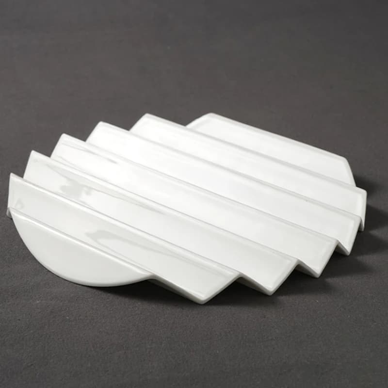 Ceramic Partition Dessert Dessert Plate Dish-setting of Supramolecular Cuisine Pure White Creativity Ceramic Profiled Tableware