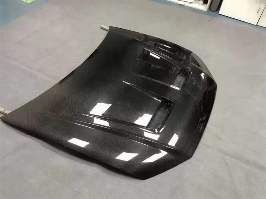Carbon Fiber M Style Front Engine Hood for  Q8 RSQ8 Upgrade Carbon Fiber Hood