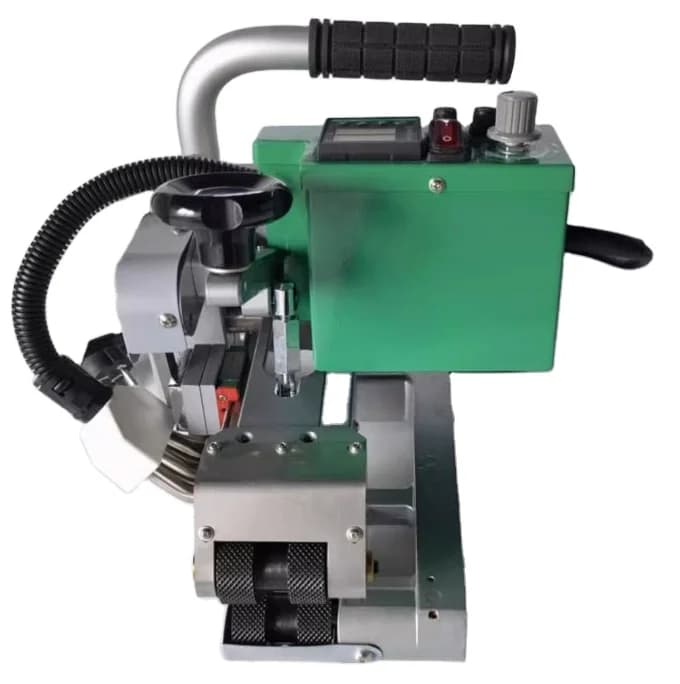 Portable Electric Welding Machine HDPE Hot Wedge Liner Welder for Geomembrane Portable Plastic Welder Key Features Portable