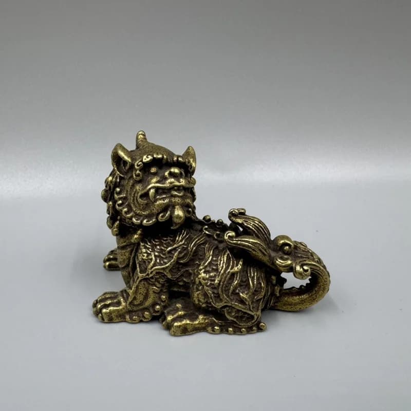 Antique Collectible Bronze Unicorn Di- Ornament, Pure Brass Mythical Creature Di-Ting Decorative Craft