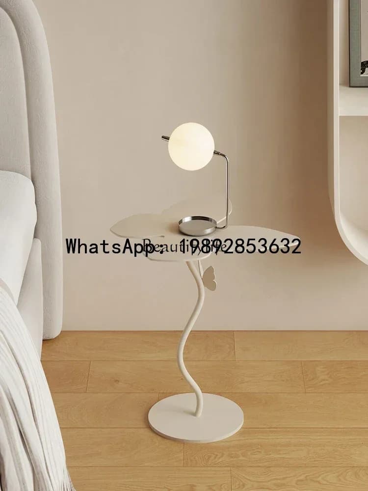 Modern Minimalist Wrought Iron Butterfly Side Table Home Creative Design Night Table