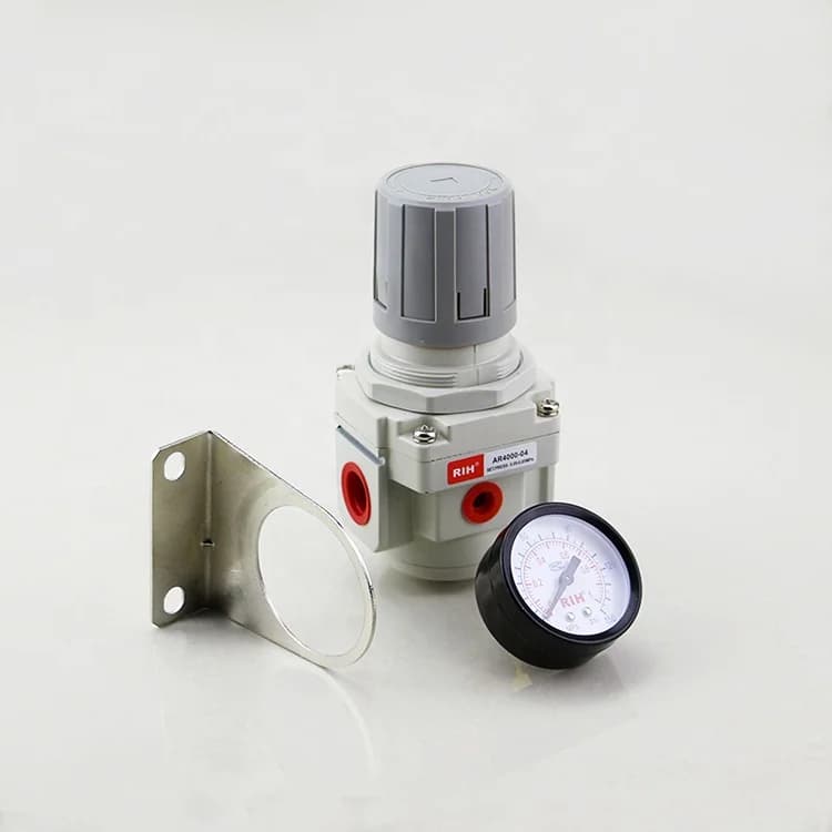 Pneumatic Air Pressure Regulator Standard Type Small Pneumatic Pressure Regulators