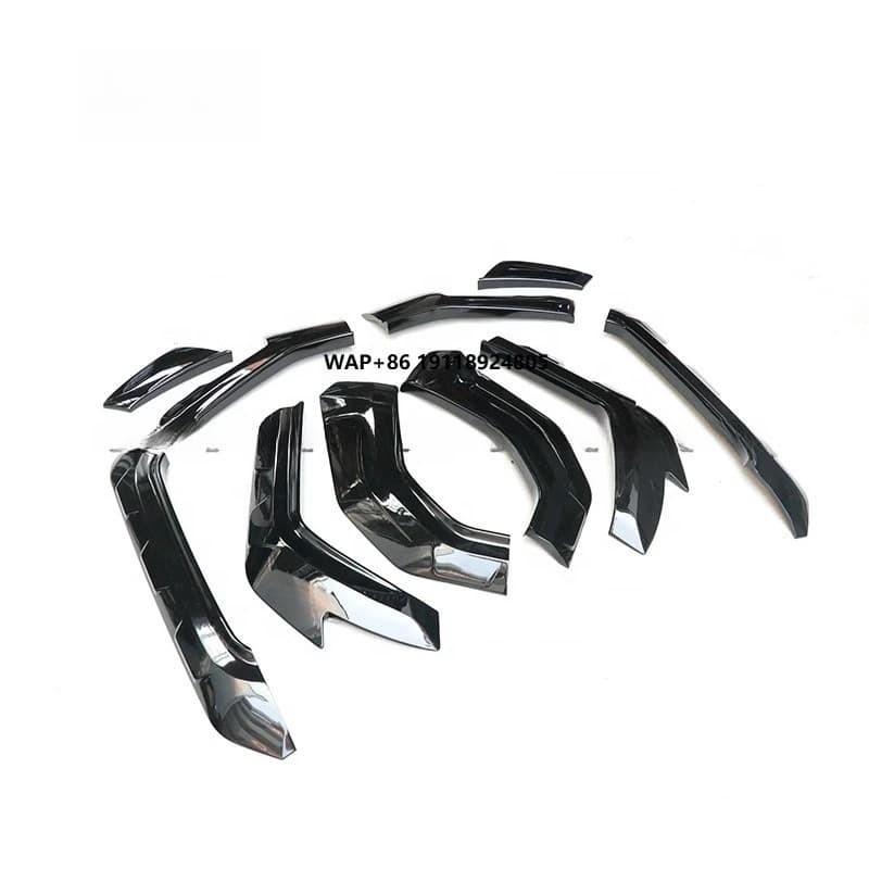 Latest New Model OEM Style Auto Parts Dry Carbon Fiber Material Wheel Arch Kit for Tank 700