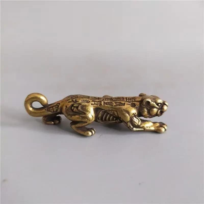 Chinese Old Brass Copper Statue Hand Carved Tiger,Antique handicraft ornaments