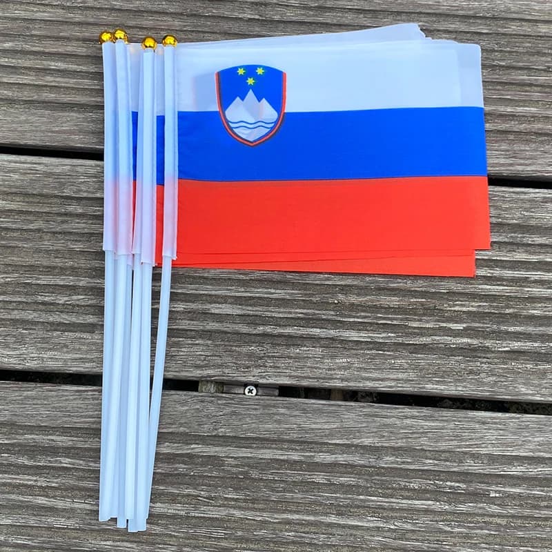 Xvggdg 100pcs 14 * 21cm Slovenia Hand Flag Polyester Double Side Printing Slovenia SL Hand Waving Banner with Plastic Flagpole