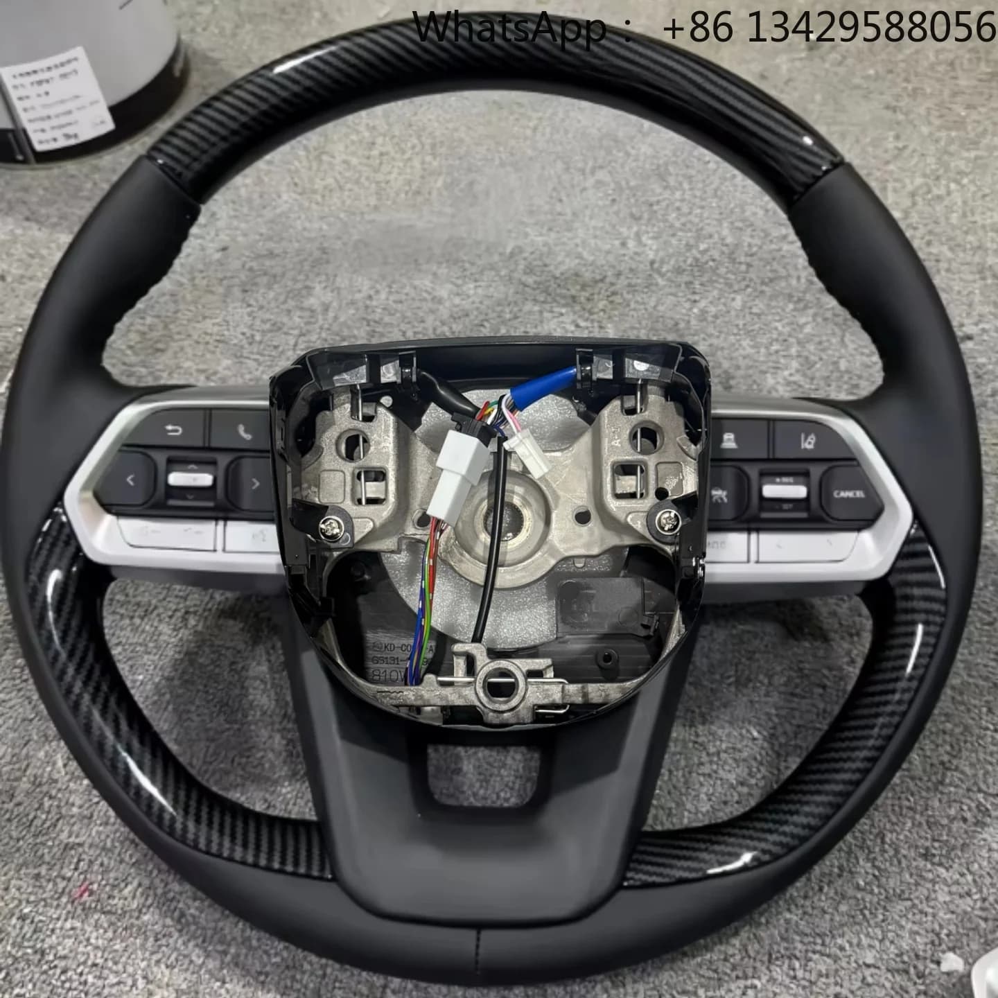 Car Steering Wheel Modification Carbon Fiber Leather for Toyota Hilux Fortuner Land Cruise GR for Toyota Previa Car Accessories