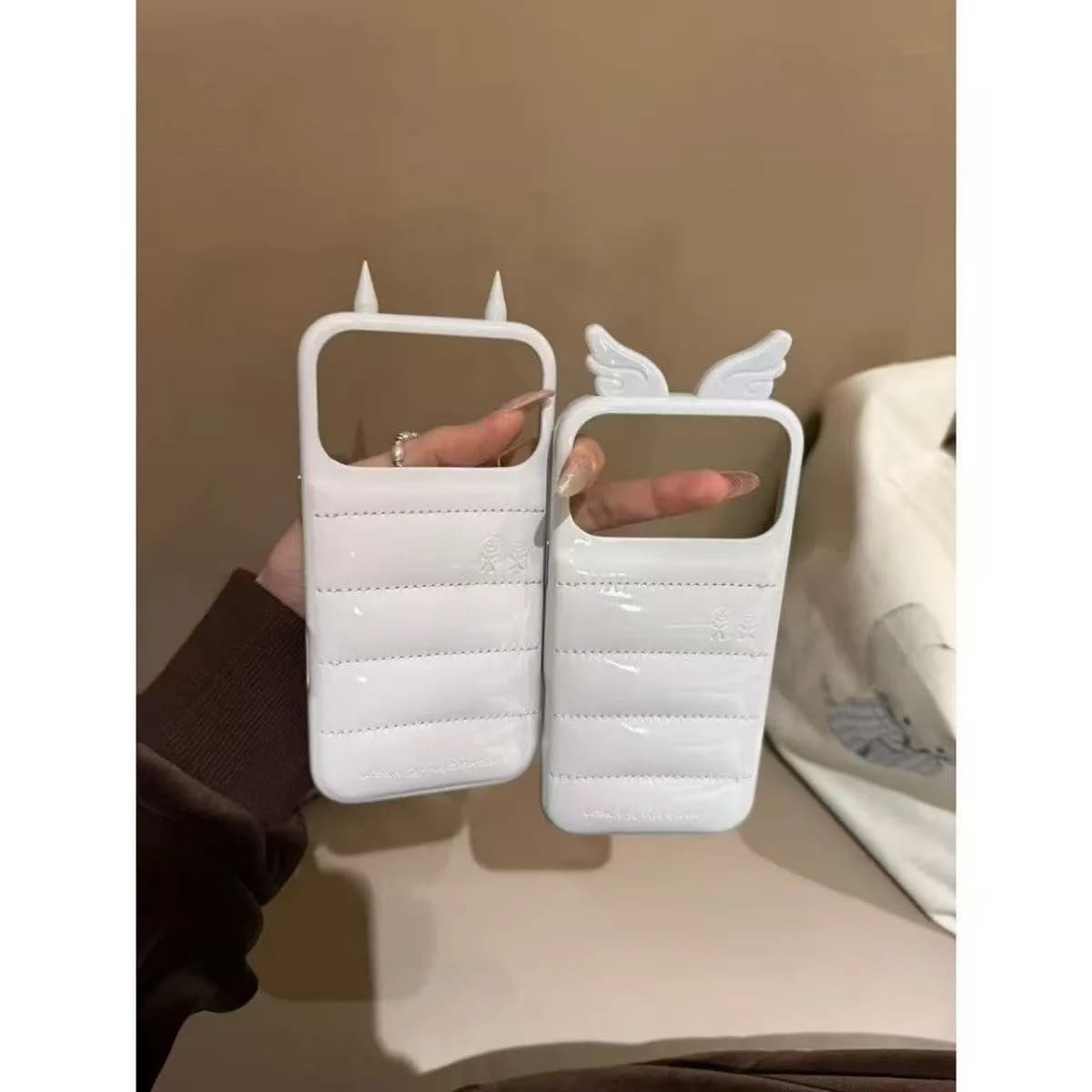 Korean style angel wing leather down jacket with three-dimensional horn wings suitable for Apple 17promax phone case 16pro15,14